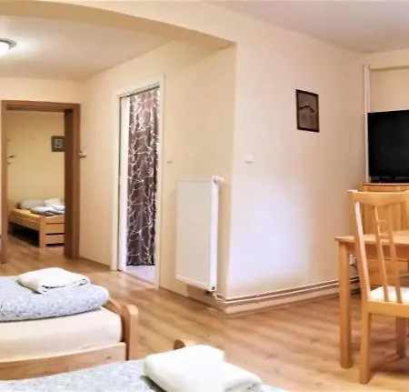 Liskuv Mlyn Πανσιόν Milesov (Pribram)