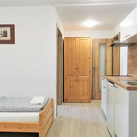 Liskuv Mlyn Πανσιόν Milesov (Pribram)