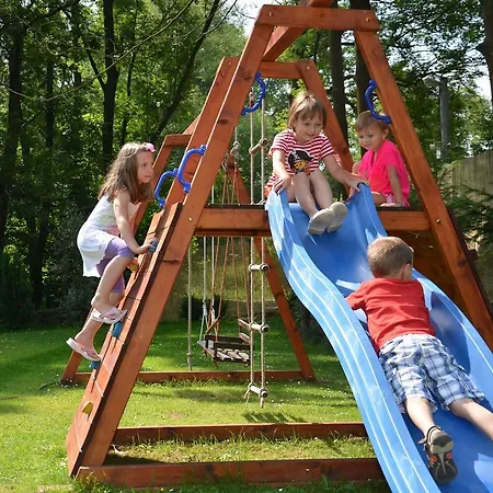 Πανσιόν Liskuv Mlyn 3*