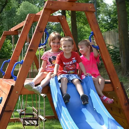 Πανσιόν Liskuv Mlyn 3*